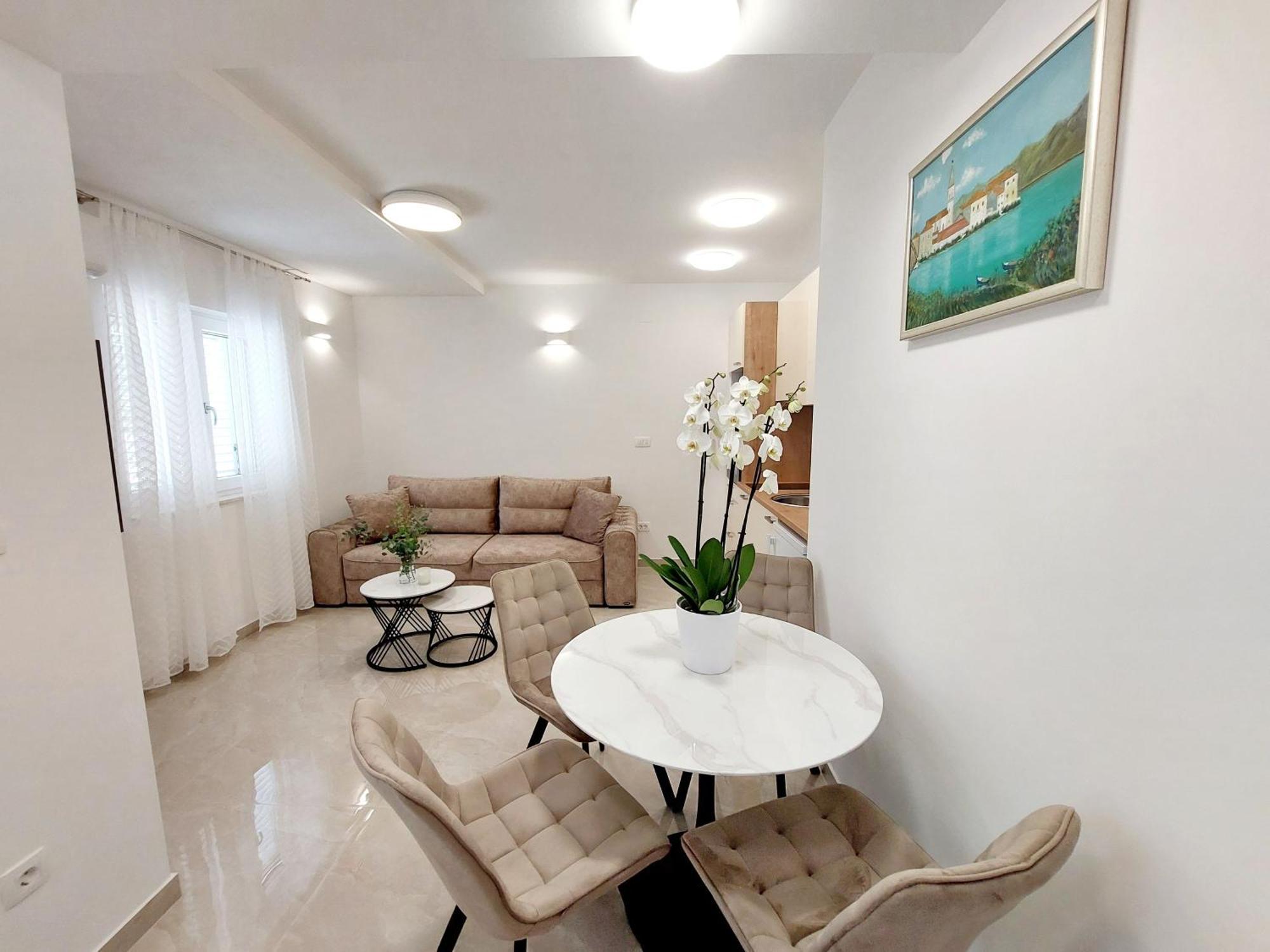 Tonci Apartment
